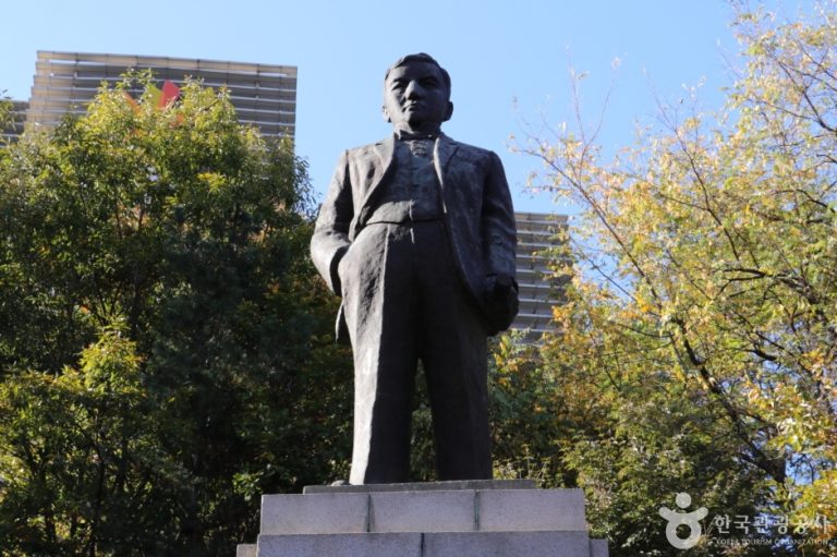 [서울] 일성이준열사동상