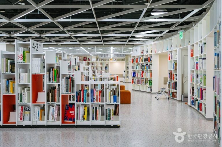 [서울] 서울아트책보고