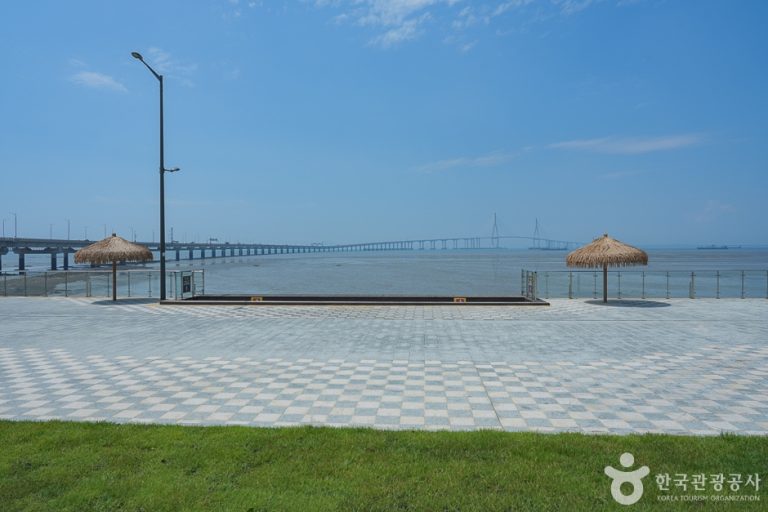 [인천] 송도랜드마크시티1호수변공원