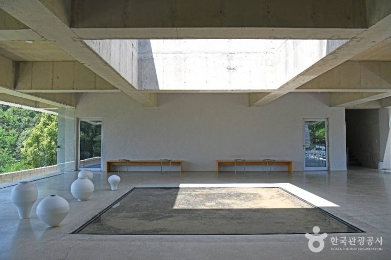 [경기] 트리비움