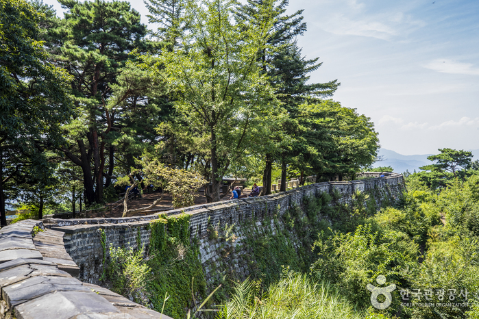 남한산성_돌담길1