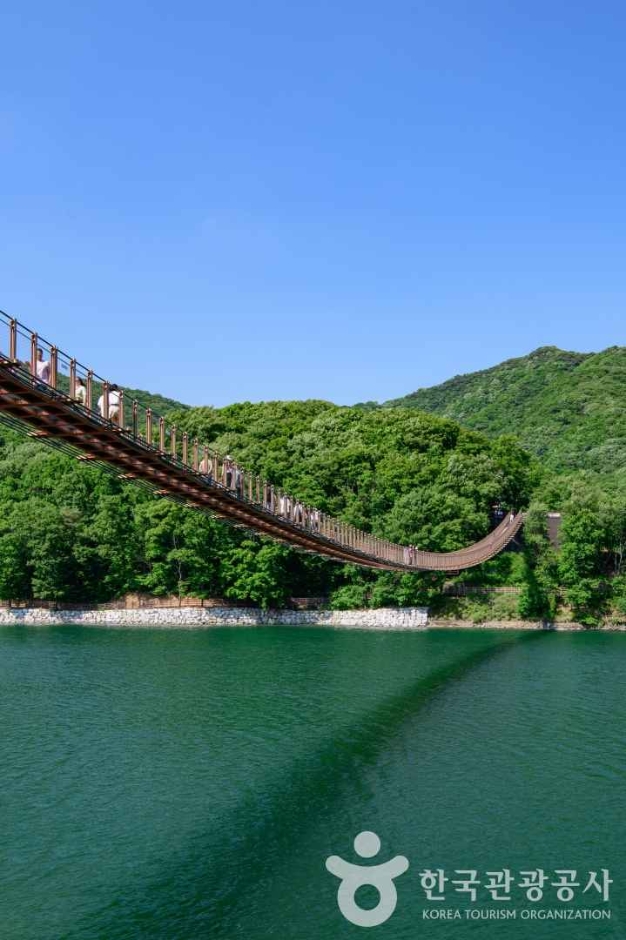 마장호수 출렁다리