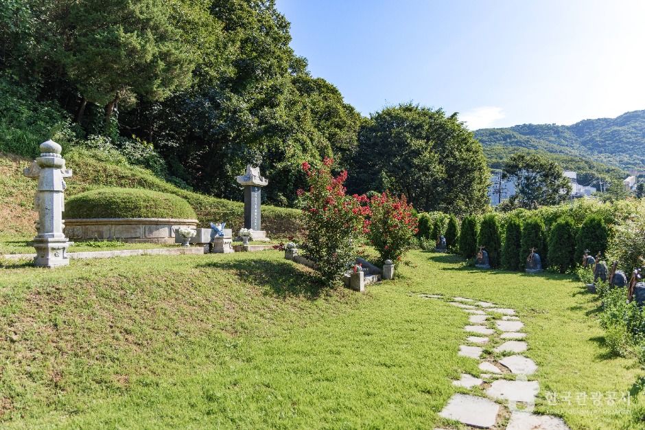 양주_순교자 황사영 알렉시오 묘 (2)