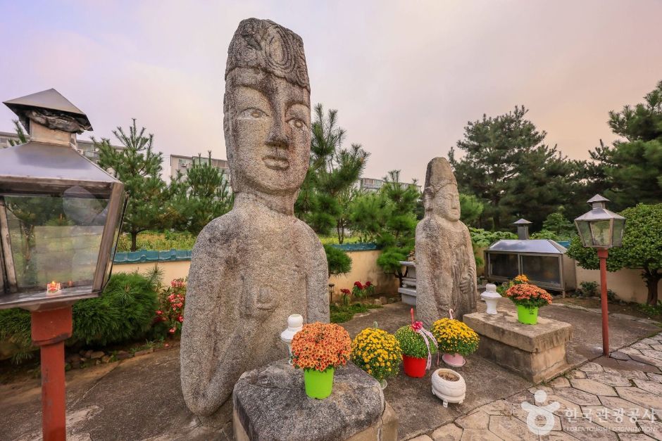 안성_아양동 석불입상 (3)