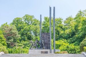 유엔군 초전기념비