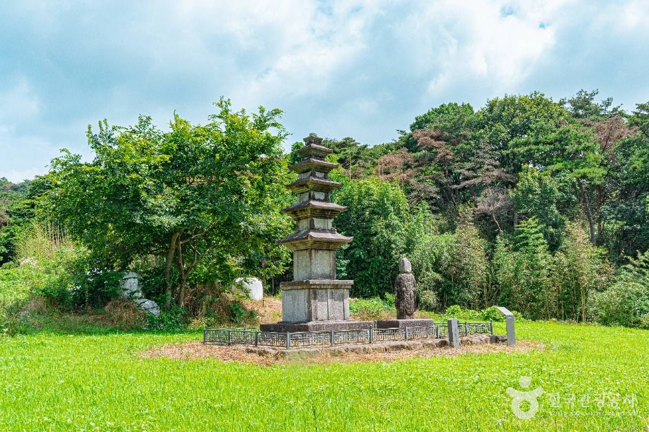 광주_신룡동오층석탑 (1)