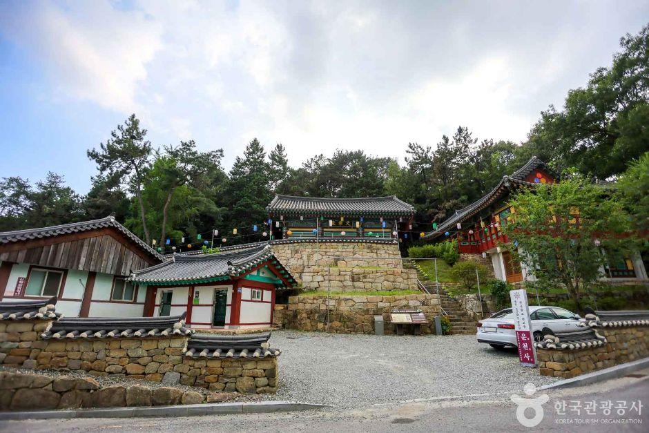 운천사마애여래좌상 (2)