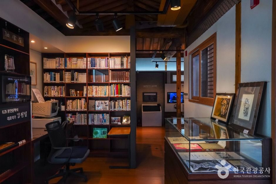 대구_김원일의 마당깊은 집 (5)