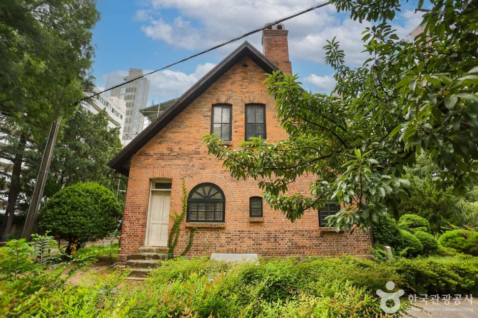 선교사챔니스주택