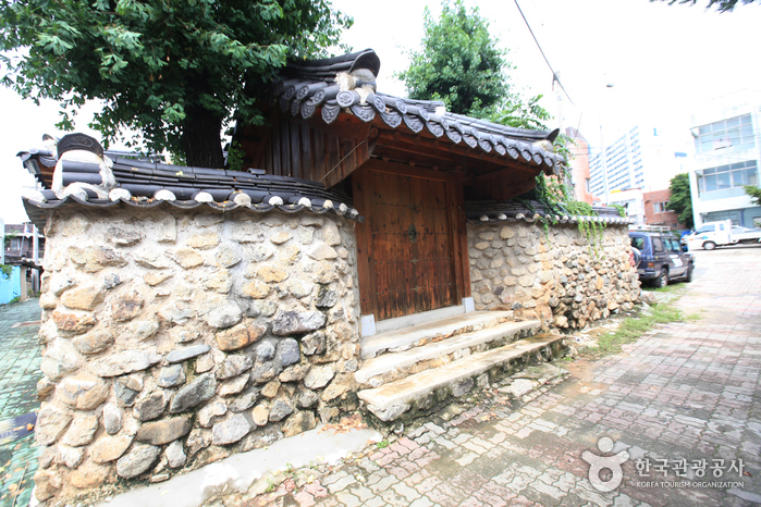 첨모재·사효당