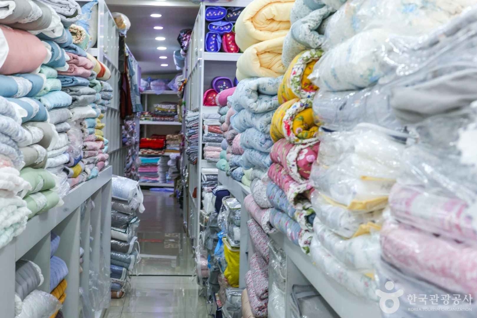 큰장길 침구류 명물거리 (4)