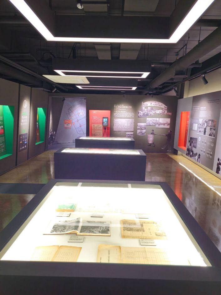 38민주의거기념관_전시관 내부