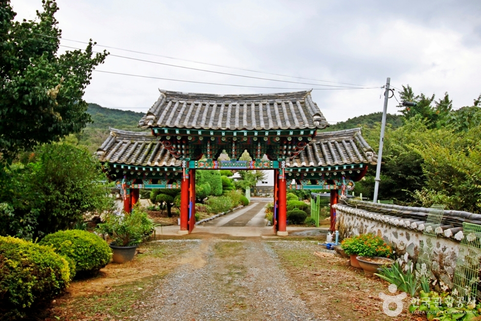 김정선생묘소일원 (13)