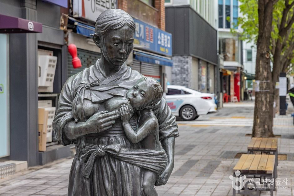 부산_40계단 문화관광테마거리 (9)