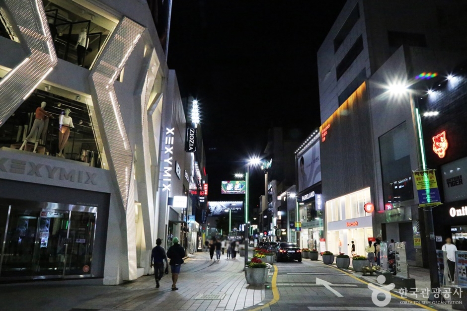 A03454_부산_중구_광복로문화패션거리 (4)