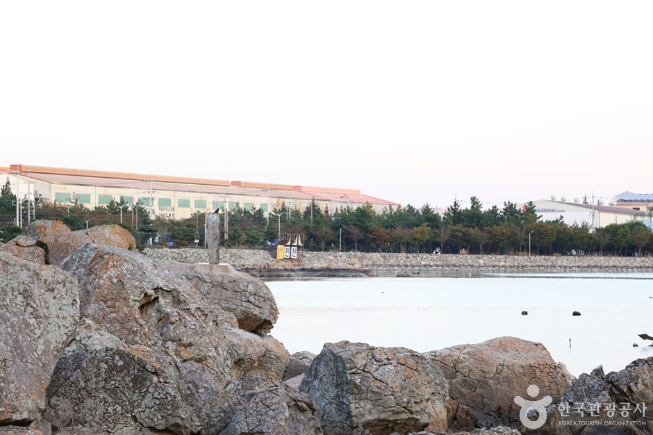 망산도 유주암 유주비각 (12)