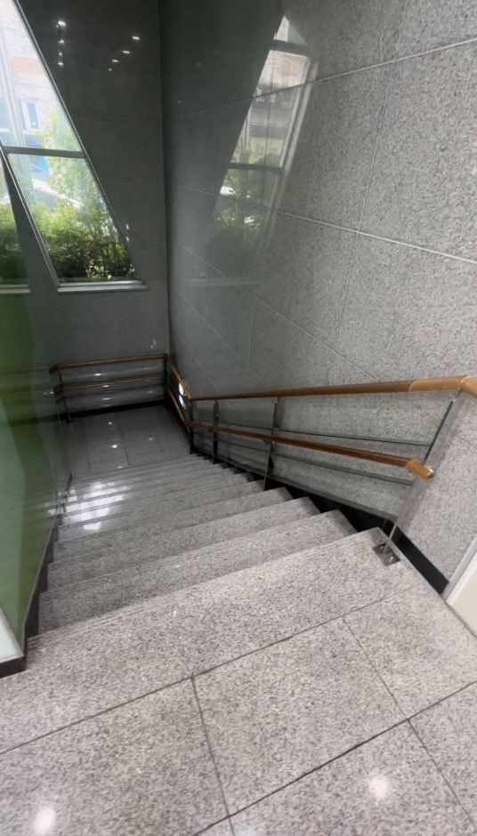 부산 기후변화체험교육관_1층_계단