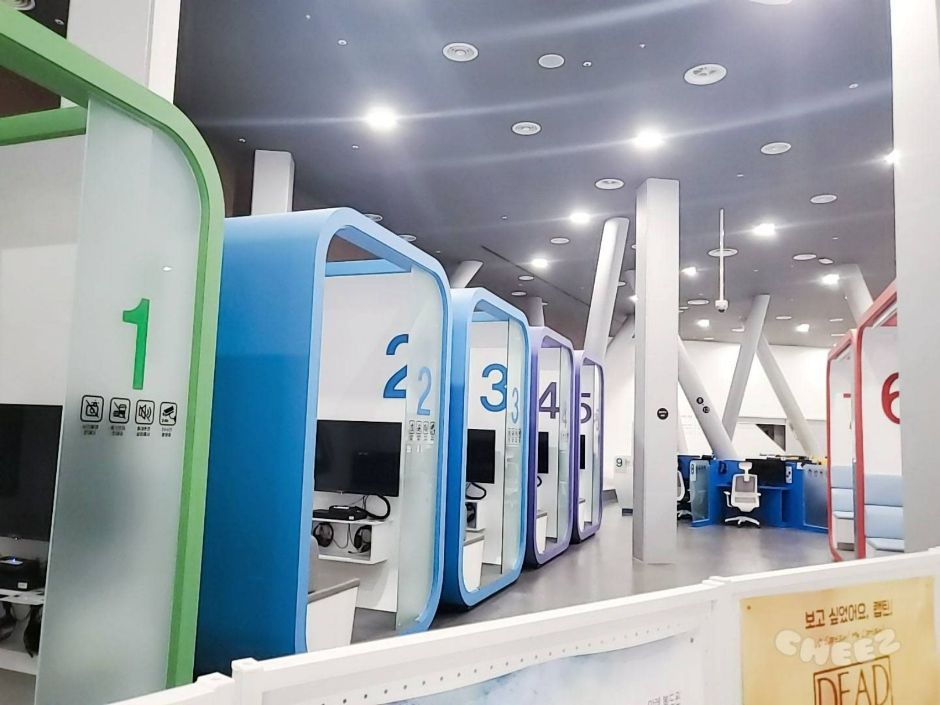 라이브러리 자료실_내부3