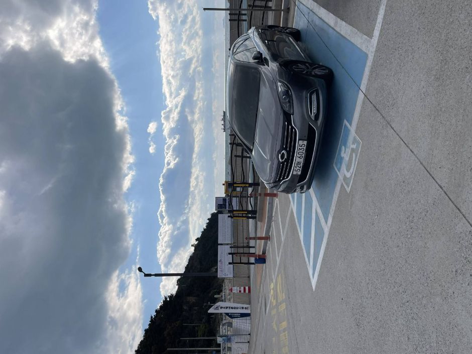 중리노을전망대_장애인 주차장