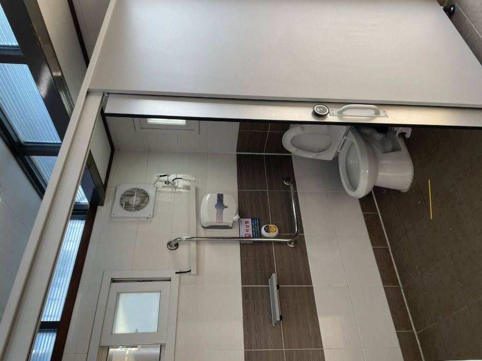 중리노을전망대_장애인 화장실