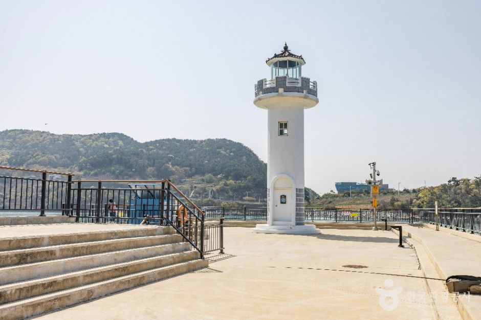 부산_천성항 방파제등대 (3)