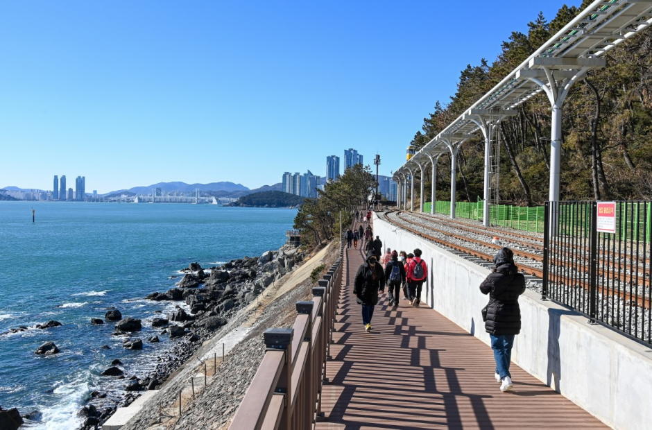 해운대 그린레일웨이 (미포~송정 구간)