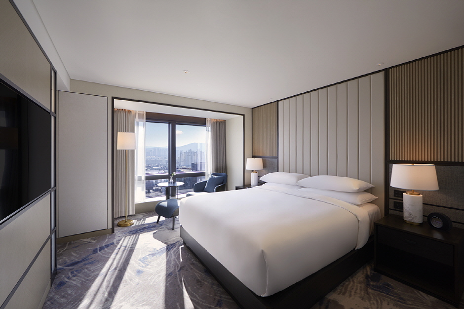 그랜드 인터컨티넨탈 서울 파르나스_클럽주니어스위트(1)