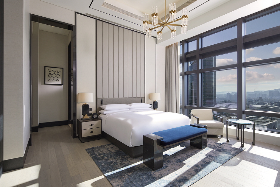 그랜드 인터컨티넨탈 서울 파르나스_클럽앰배서더스위트(2)