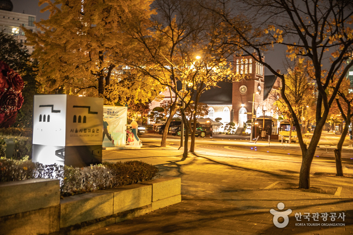 서울_중구_덕수궁 돌담길01