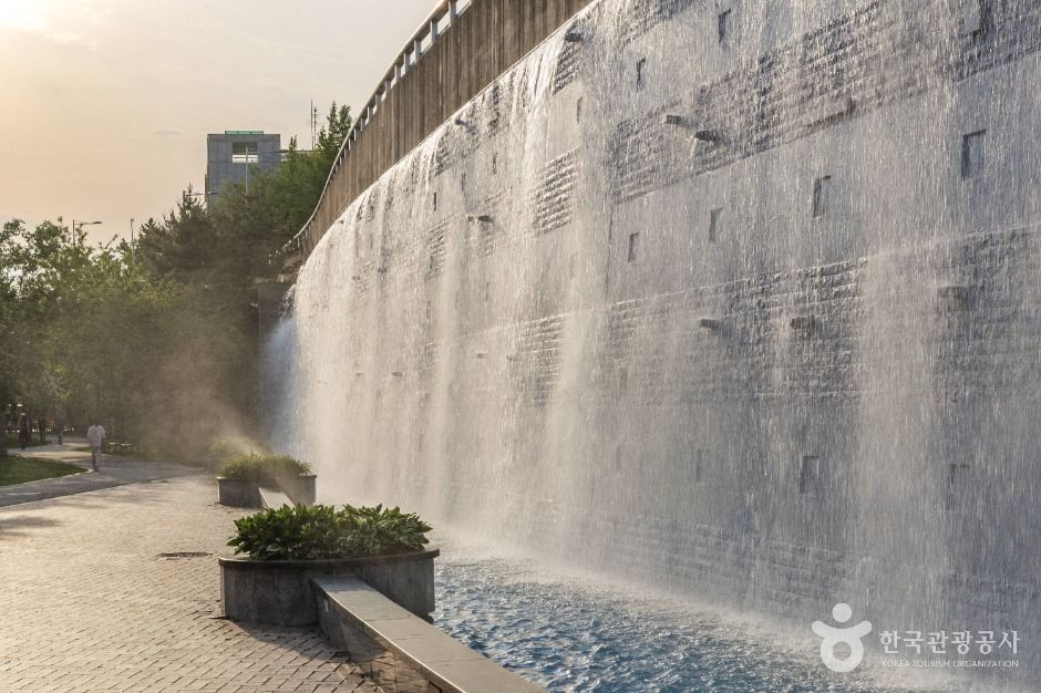 서울_뚝섬 한강공원 벽천마당 (5)