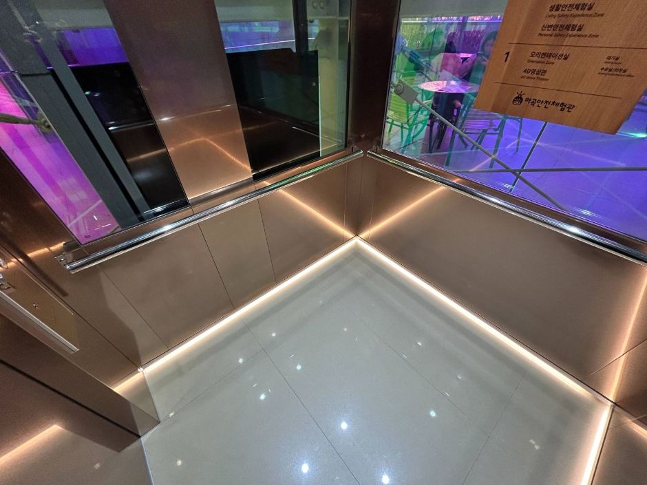 마곡안전체험관_엘리베이터 내부