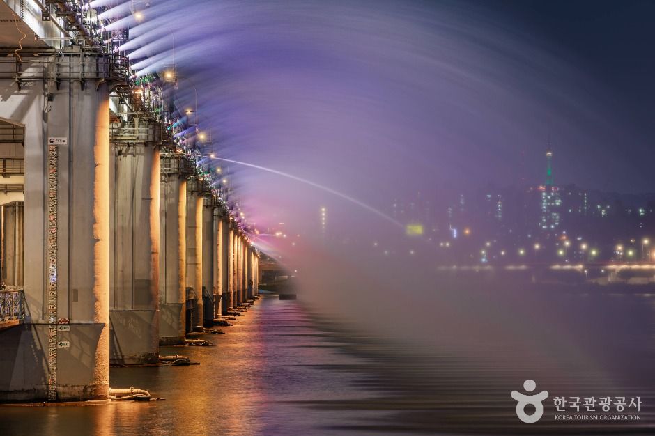 서울_반포대교 달빛무지개분수 (1)