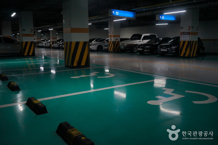 무장애_서울_고려대학교본관01