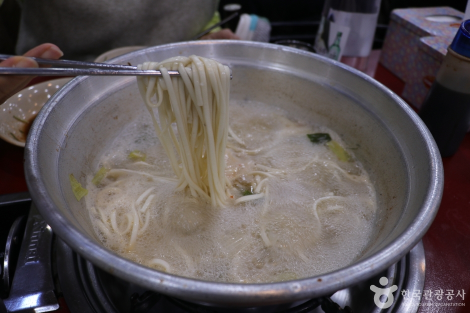 서울 동대문 닭한마리 골목 (4)