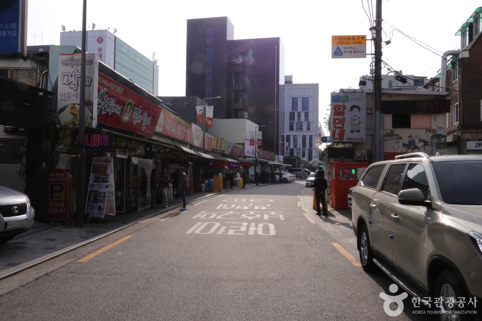 신당동 떡볶이 골목 (3)