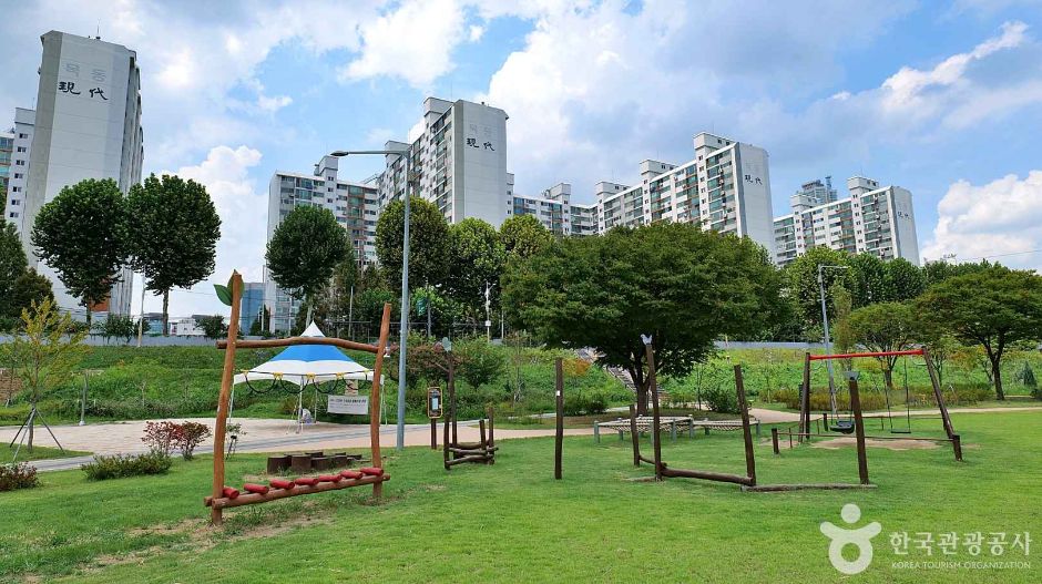 서울_양천_안양천 사계절 테마원 (3)