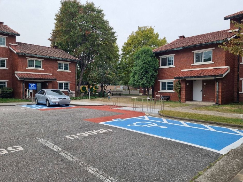 용산공원 부분개방부지_주차장 (1)