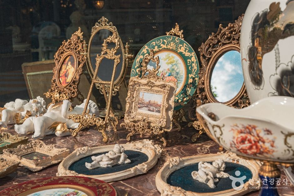 서울_이태원 앤틱 가구 거리 (2)