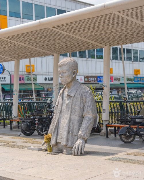 서울_전태일동상 (2)