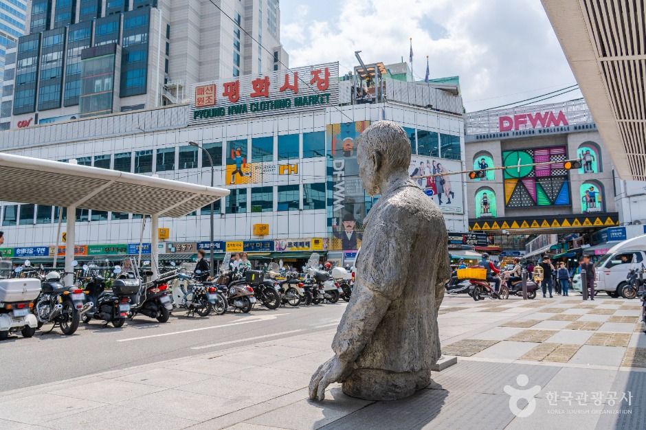 서울_전태일동상 (5)