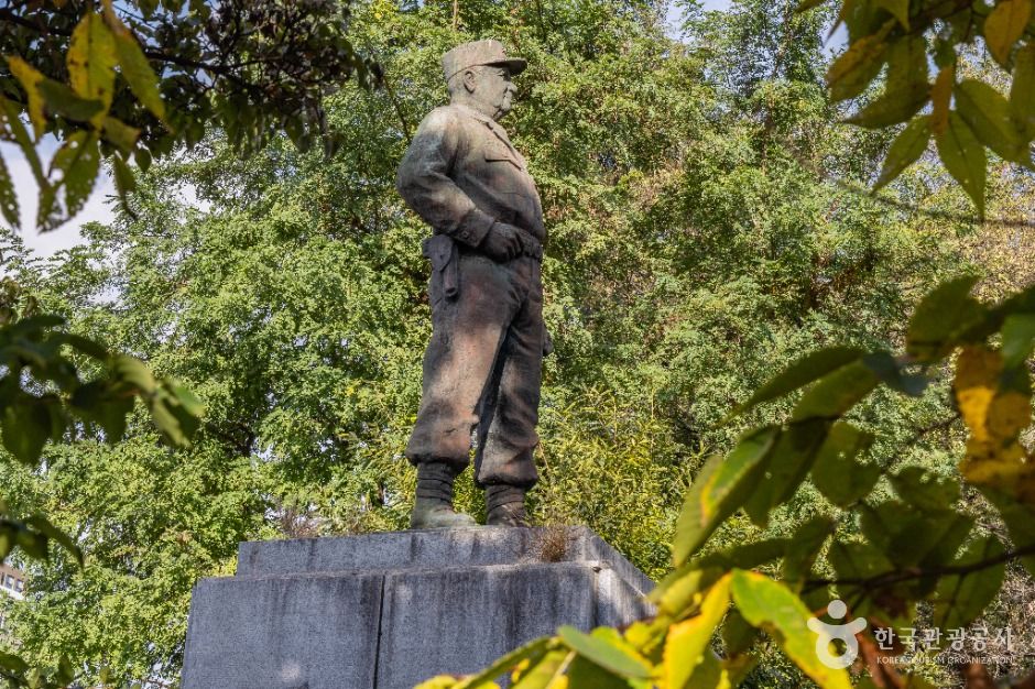 서울_존비코올터장군상 (8)