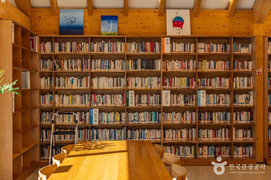 서울_천왕산 책쉼터 (4)