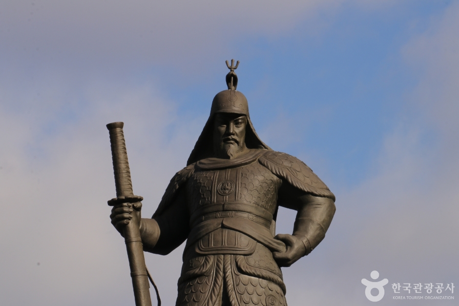 충무공 이순신 동상 (3)