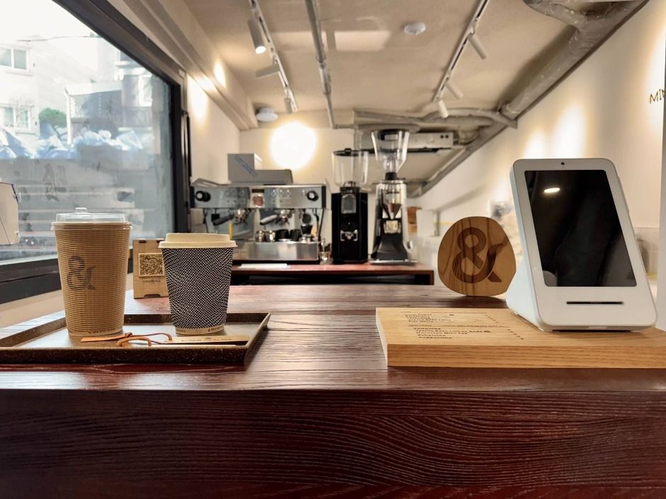 페즈_카페_미나앤폴