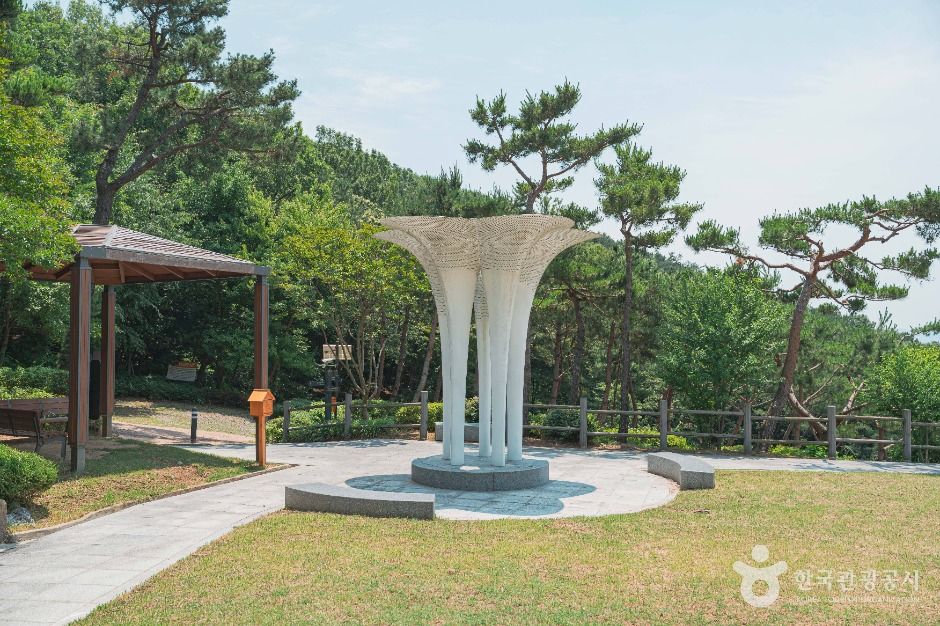 서울_호국충혼위령비 (1)