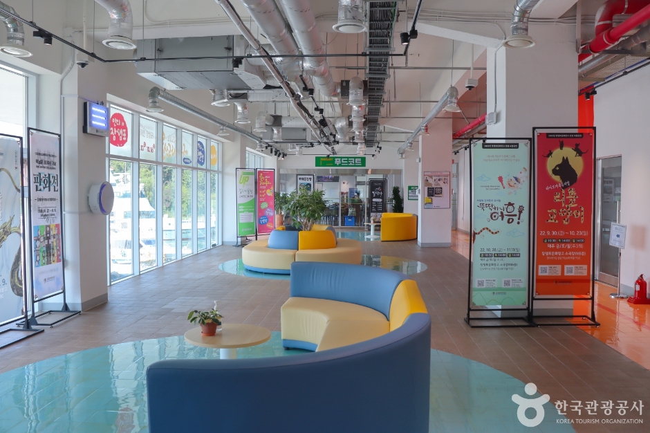 장생포 문화창고 (11)