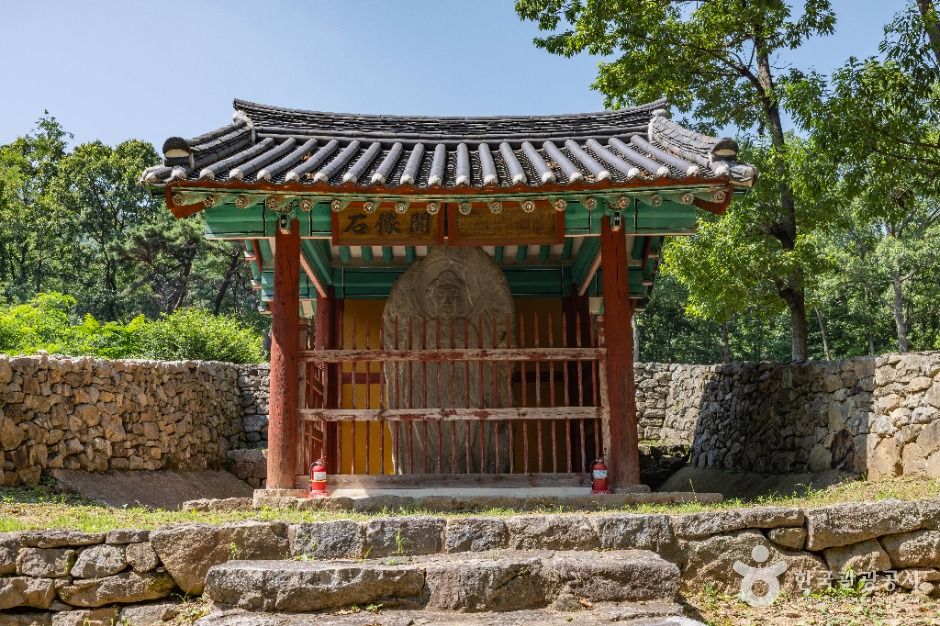 강화 장정리 석조여래입상