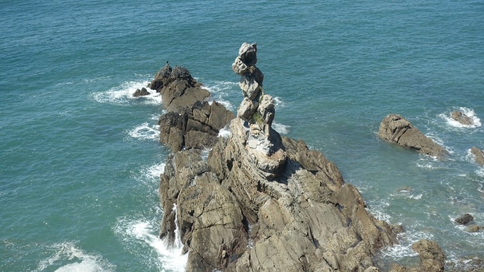 용틀임 바위_2_국가지질공원