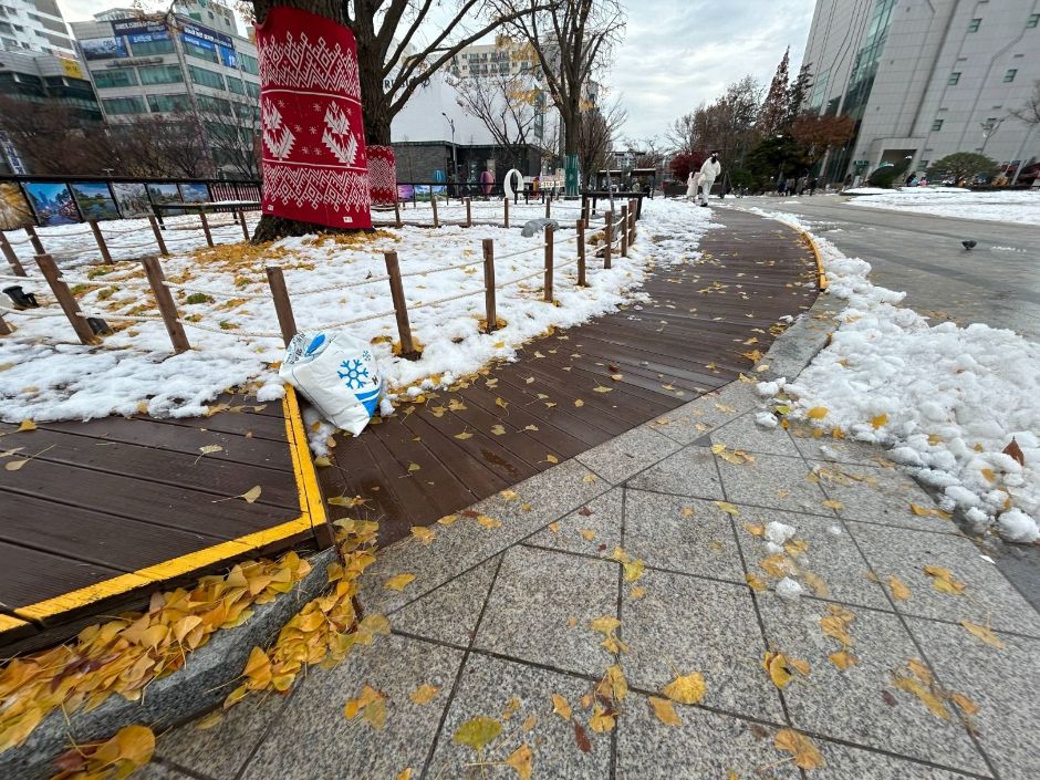 인천애뜰_나무데크 경사 