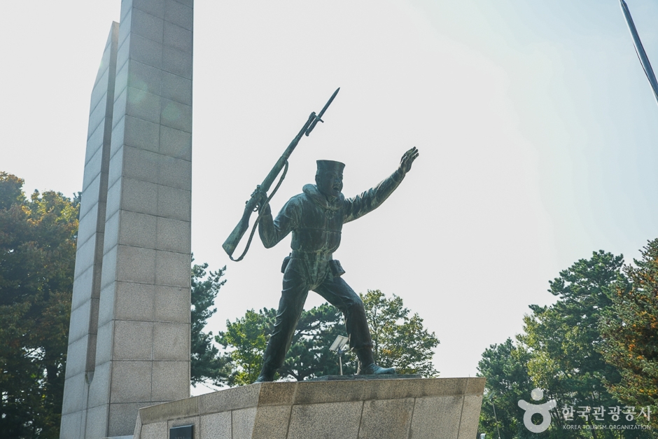 A04387_인천_옹진_해군 영흥도전적비(11)